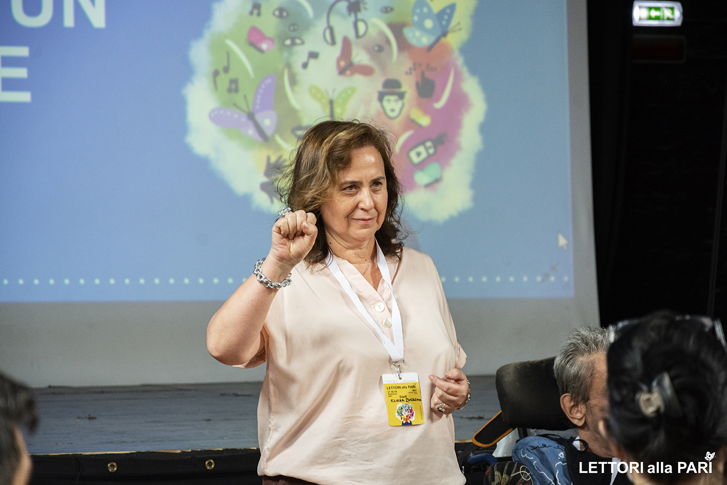 Foto di Elvira Zaccagnino durante la fiera Lettori alla Pari